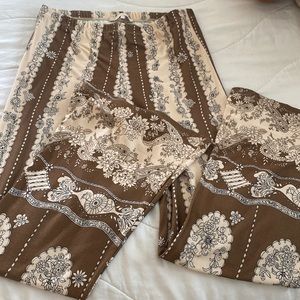 Novella Royale Ankle Bell Pants